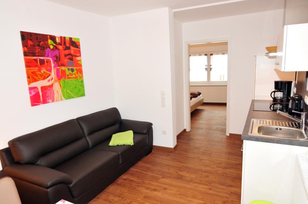 Fewo Samanta Schmider- Auch Kurzfristig Ep Karten Garantiert! Apartamento Rust Quarto foto