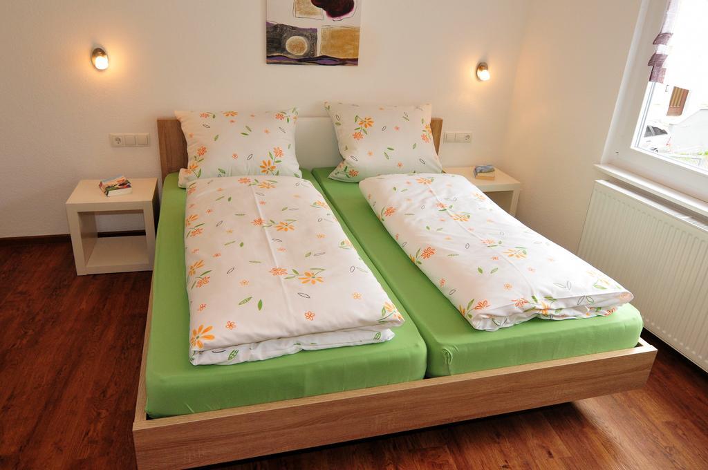 Fewo Samanta Schmider- Auch Kurzfristig Ep Karten Garantiert! Apartamento Rust Quarto foto