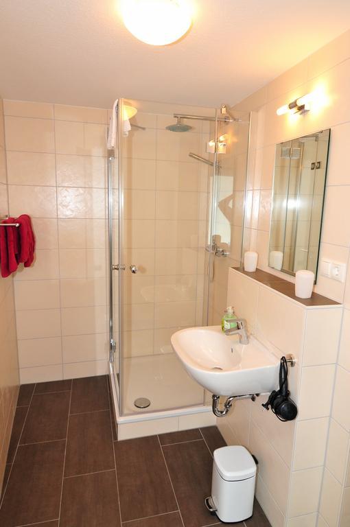 Fewo Samanta Schmider- Auch Kurzfristig Ep Karten Garantiert! Apartamento Rust Quarto foto